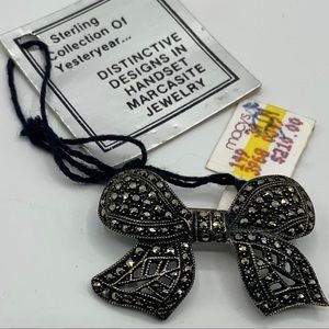 Sterling silver 925 Vintage NEW W/Tags Dainty Marcasite Bow Brooch new old stock